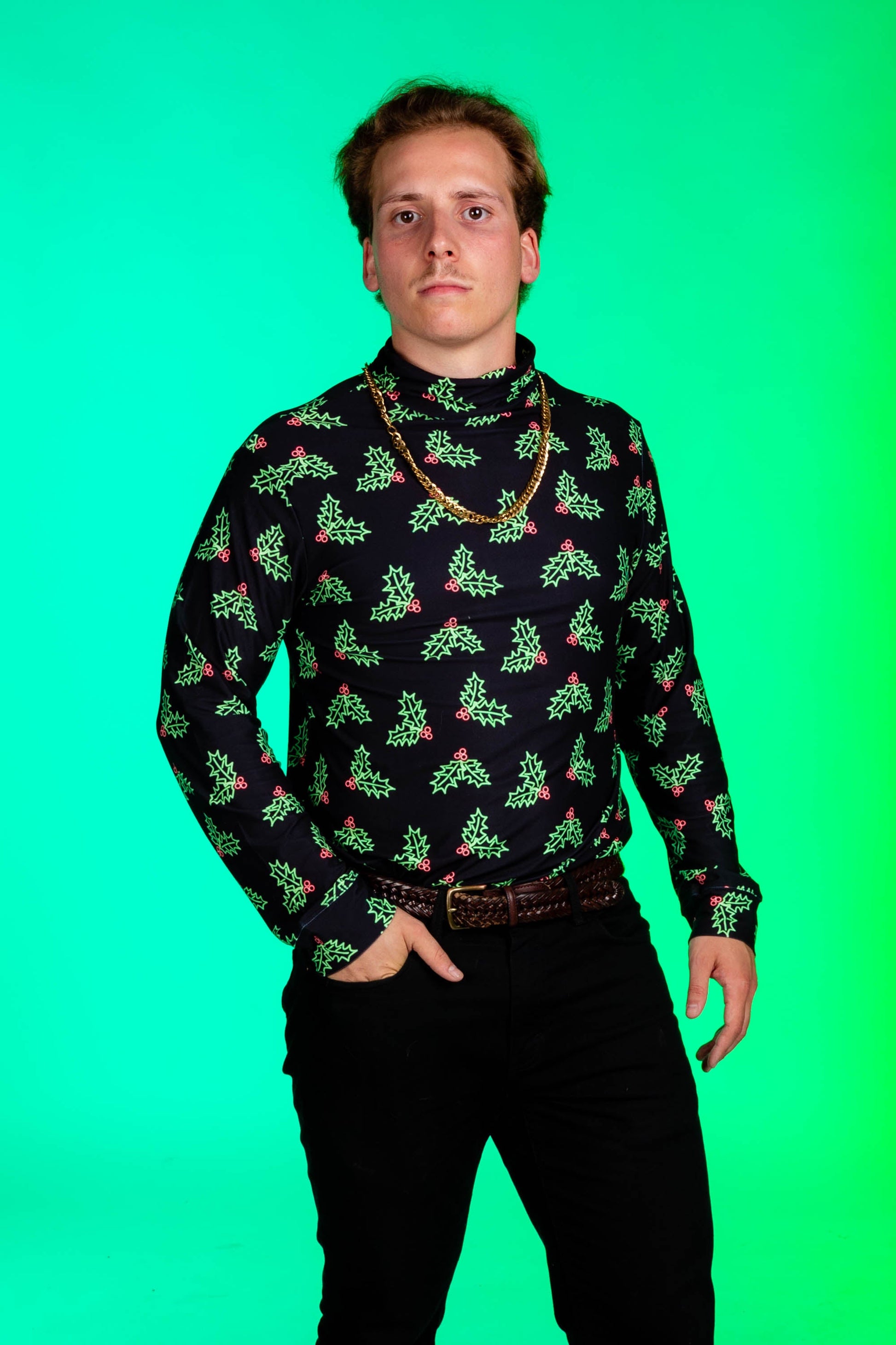  The Mistle Head To Toe | Mistletoe Print Christmas Turtleneck