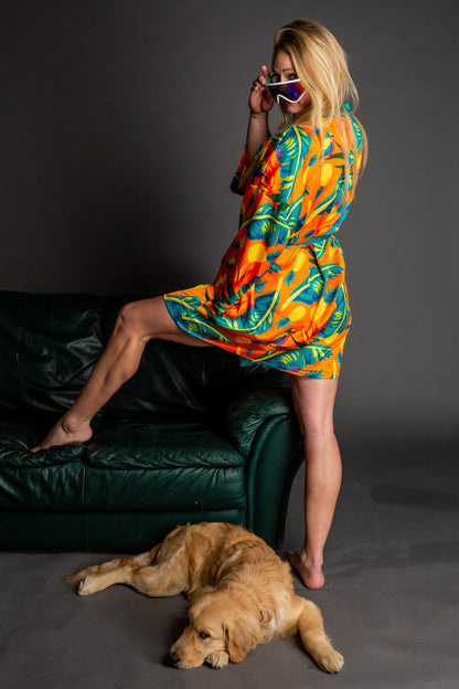  The Cruise Ship Casanova | Women's Unisex Hawaiian Party Kimono