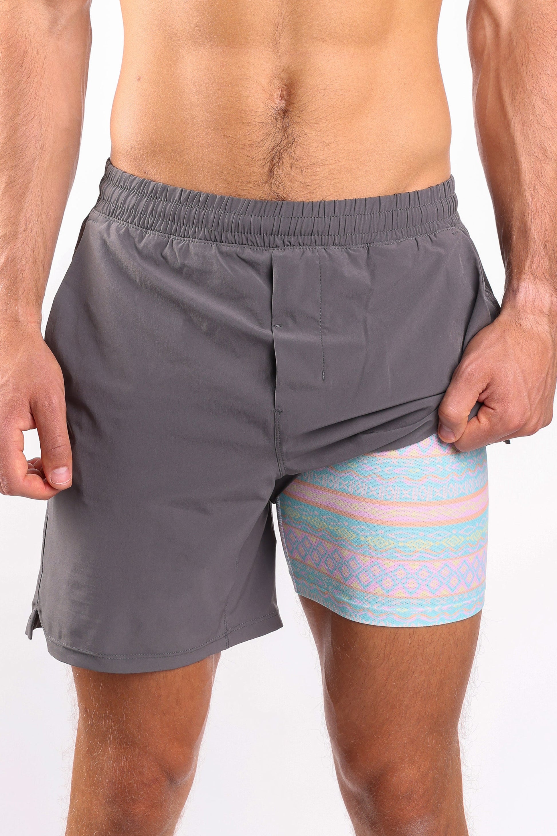  The Canyon Sunrise | Charcoal Aztec Ball Hammock® 7 Inch Athletic Shorts